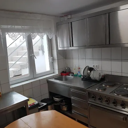 4easy Unterkuenfte אורחן 3*