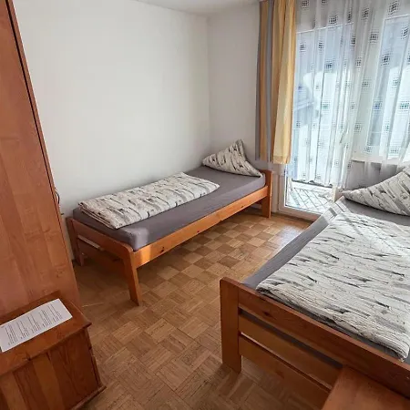 4easy Unterkuenfte אורחן 3*